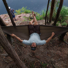 Load image into Gallery viewer, BARK BROWN TRAVEL HAMMOCK
